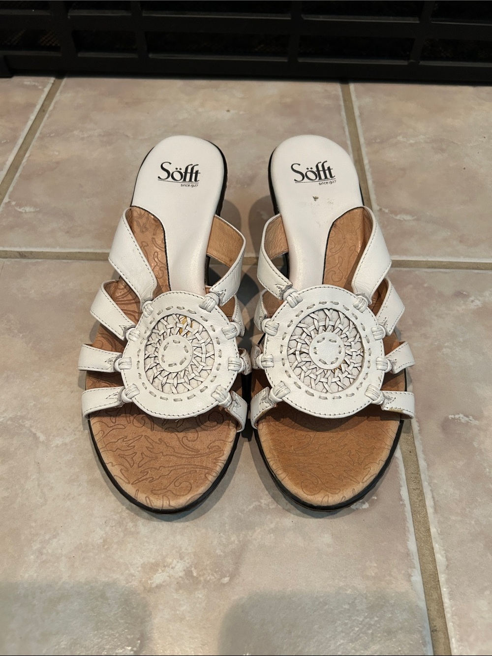 Söfft White Woven Medallion Slide Sandals